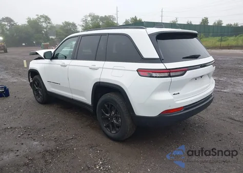 2025 Jeep Grand Cherokee Altitude X 4X4 из США, поврежденный, VIN 1C4RJHAG1SC270046